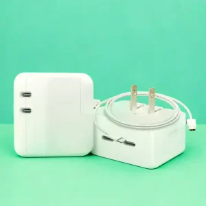 Apple USB-C Power Adapter (20W)